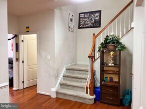 22587 Welborne Manor Square in Ashburn, VA - Building Photo - Building Photo