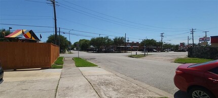 1106 Dorothy St in Houston, TX - Building Photo - Building Photo