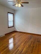 3537 W 75th Pl in Chicago, IL - Foto de edificio - Building Photo
