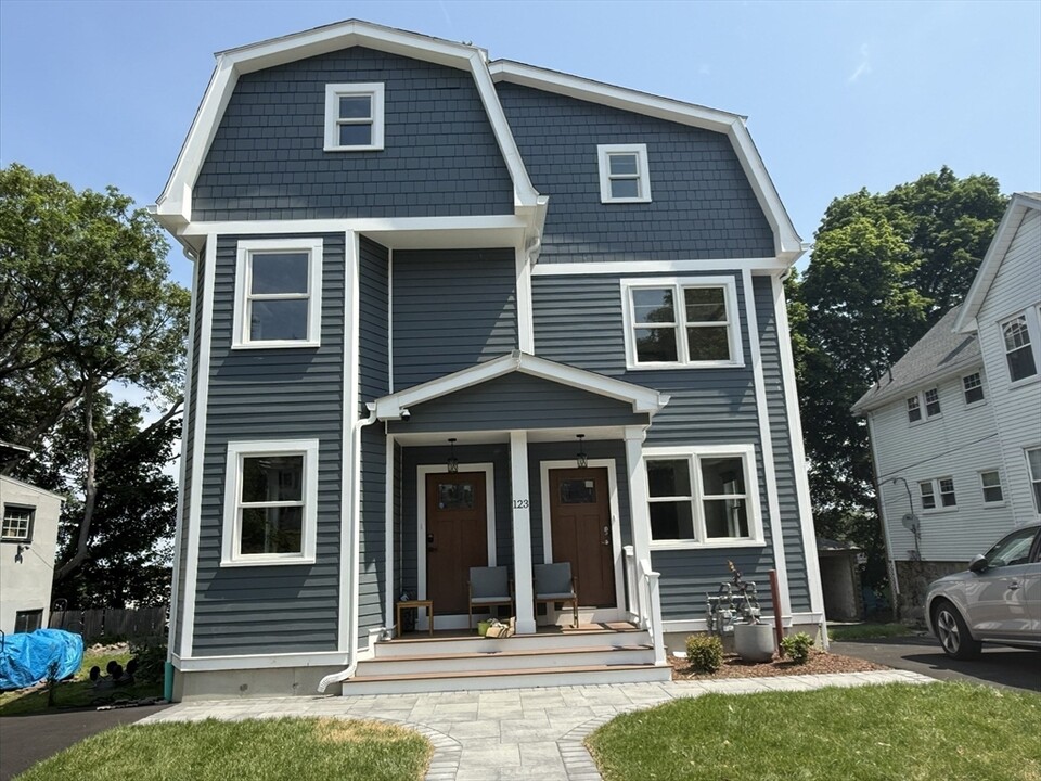 123 Nottinghill Rd in Boston, MA - Building Photo