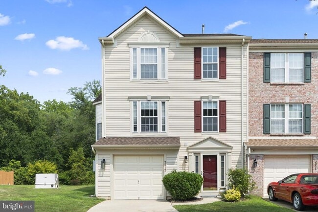 property at 2012 Broadacres Dr