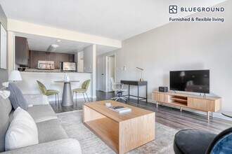 565 Arastradero Rd-Unit -FL2-ID1256 in Palo Alto, CA - Foto de edificio - Building Photo