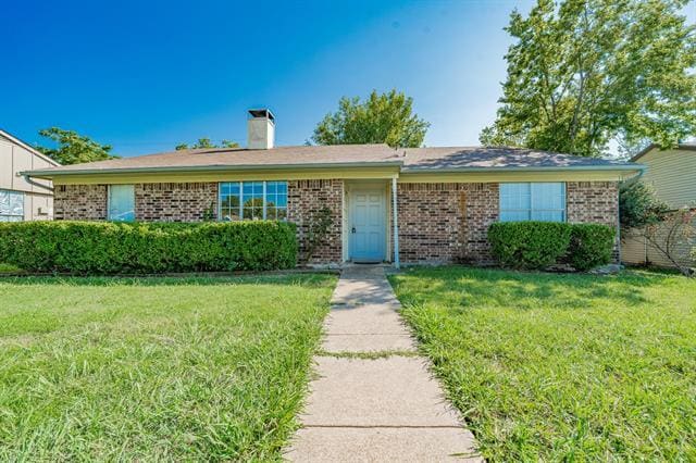 property at 906 High Country Dr