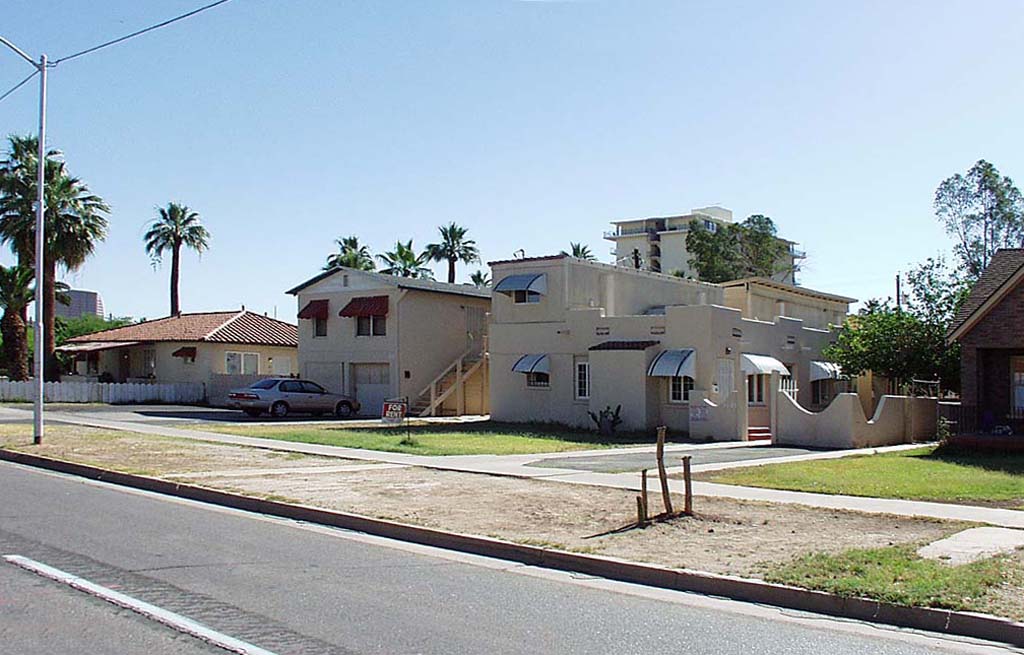 637-641 N 5th Ave in Phoenix, AZ - Foto de edificio
