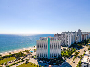 Caribe in Fort Lauderdale, FL - Building Photo - Building Photo