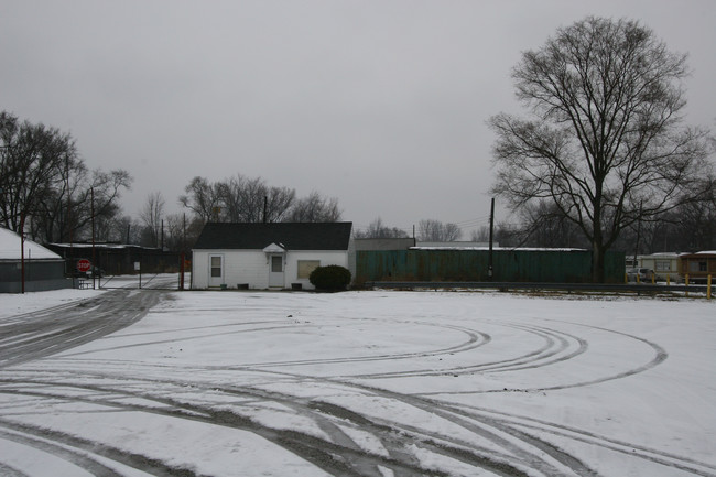 Ridge Road Mobile Home Community in Gary, IN - Building Photo - Building Photo