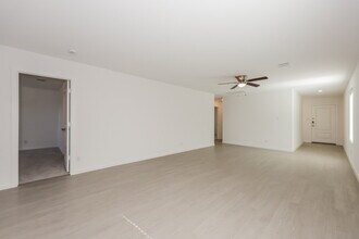 1715 Crossbill St in Forney, TX - Building Photo - Building Photo