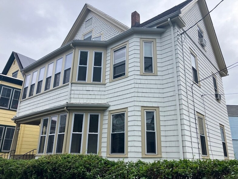 24 Haskell St, Unit 3 in Cambridge, MA - Building Photo