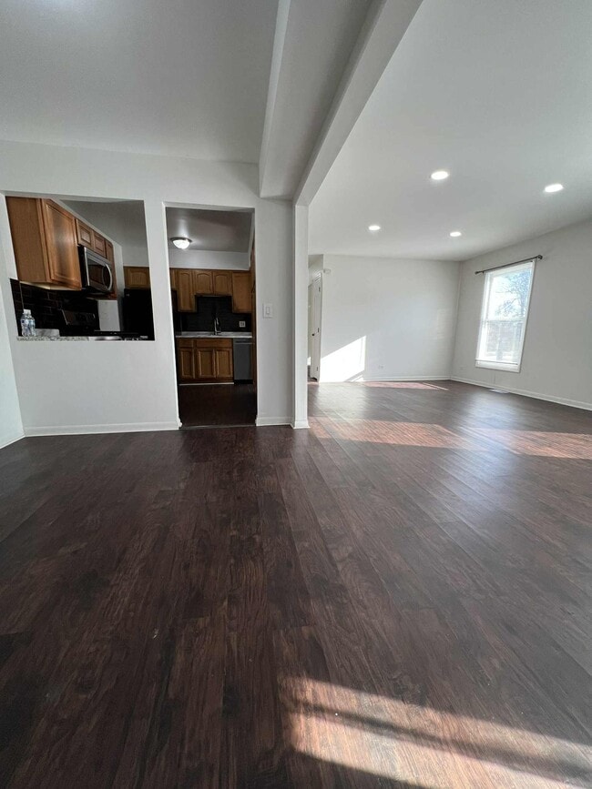 1700 Fayette Walk in Hoffman Estates, IL - Building Photo - Building Photo