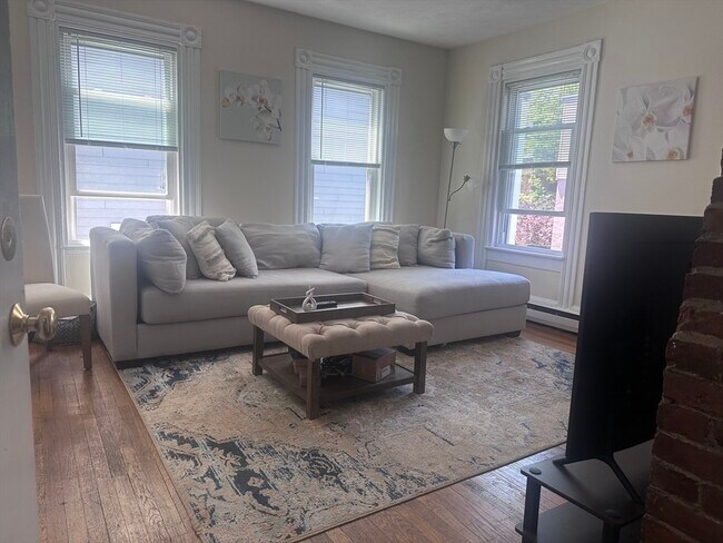 property at 8 Sackville St