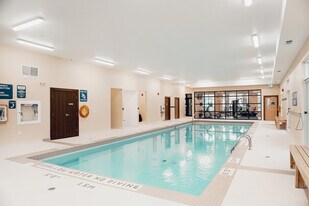 South Carriage Place II in London, ON - Building Photo