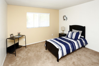 Park Circle Apartments in Lancaster, CA - Foto de edificio - Interior Photo