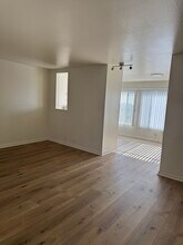 1835 Molino Ave, Unit 15 in Signal Hill, CA - Building Photo - Building Photo