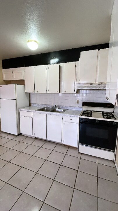 103 Riverview Ct in Sunland Park, NM - Building Photo