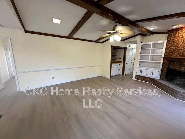 7908 Harvest Hills Rd in Oklahoma City, OK - Building Photo - Building Photo