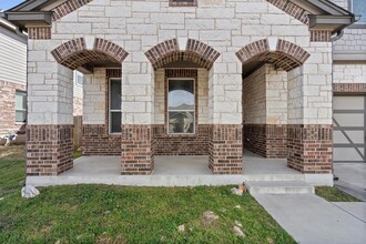 436 Sheepshank Dr in Georgetown, TX - Foto de edificio - Building Photo