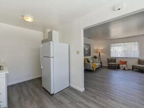 1309 F St in Davis, CA - Building Photo - Building Photo