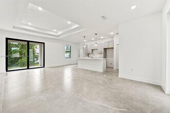 3705-3737 37th St SW in Lehigh Acres, FL - Building Photo - Building Photo