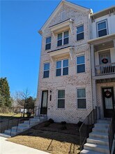 201 Spike Trl SE in Smyrna, GA - Foto de edificio - Building Photo