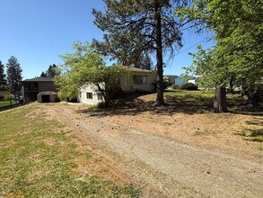 7012 E 11th Ave in Spokane Valley, WA - Building Photo - Building Photo