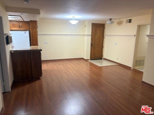 8515 Falmouth Ave in Los Angeles, CA - Building Photo - Building Photo