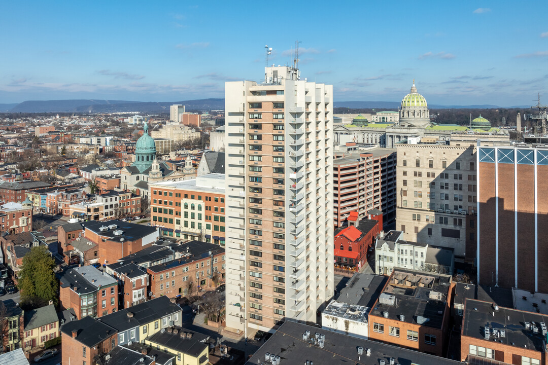 Harmony Tower in Harrisburg, PA - Foto de edificio