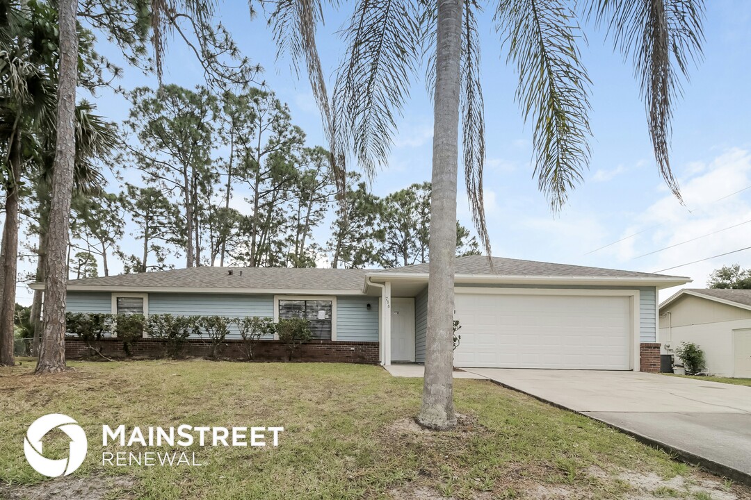 736 Di Lido St NE in Palm Bay, FL - Building Photo