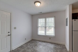 1821 Whittier St in Lincoln, NE - Building Photo - Building Photo