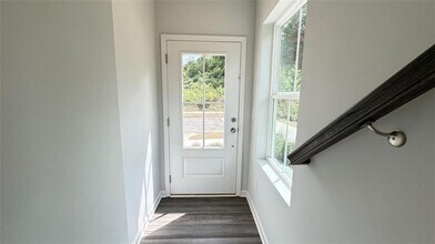 1479 Creekside Cir NW in Atlanta, GA - Foto de edificio - Building Photo