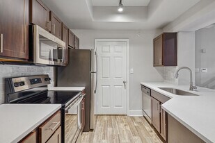 Carrara at Cole in Dallas, TX - Building Photo