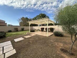 1130 N Martingale Rd in Gilbert, AZ - Building Photo - Building Photo