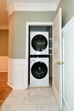 11322 Westbrook Mill Ln, Unit 302 in Fairfax, VA - Building Photo - Building Photo