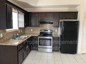 201 Gastel Cir in Edinburg, TX - Building Photo - Building Photo
