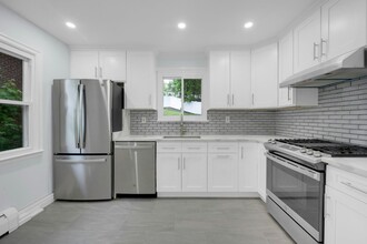 192 Midland Ave in Tuckahoe, NY - Building Photo - Building Photo
