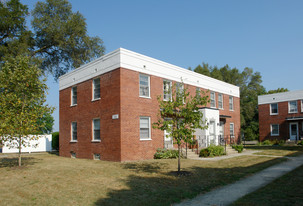 1366 Thornwood Pl Apartments