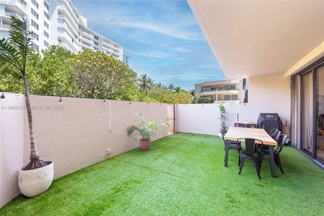 property at 251 Crandon Blvd