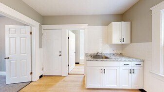 3465 W 56th St in Cleveland, OH - Building Photo