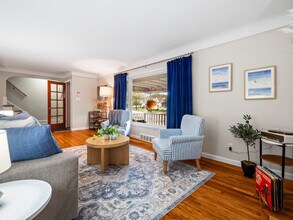 386 Walworth Ave, Unit SI ID1496104P in Euclid, OH - Foto de edificio - Building Photo