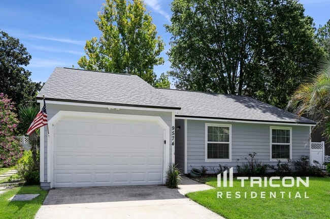 property at 9574 Villiers Dr N