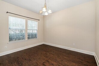 11926 Prior Park Dr in Houston, TX - Building Photo - Building Photo