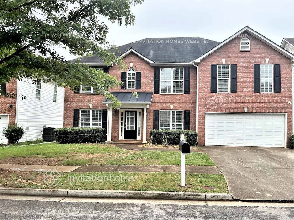 4799 Duval Point Way SW in Snellville, GA - Foto de edificio