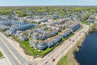 Surfside in Narragansett, RI - Building Photo - Building Photo