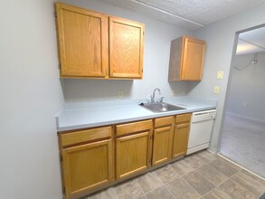 1 S Point Dr, Unit 4 in Boston, MA - Building Photo - Building Photo
