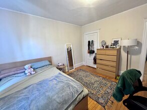 9 Centre St, Unit 6 in Cambridge, MA - Building Photo - Building Photo