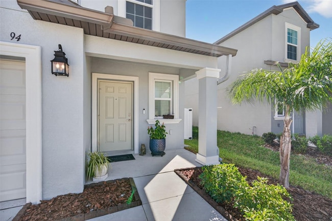 94 Rose Bud Ln in Spring Hill, FL - Foto de edificio - Building Photo