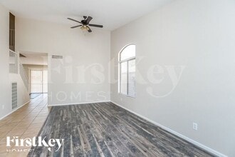 195 W Dexter Way in San Tan Valley, AZ - Building Photo - Building Photo