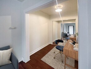 210 Loma Ave in Long Beach, CA - Building Photo - Building Photo