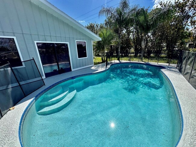 property at 6109 Tangelo Dr