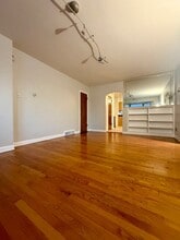 314 E 83rd St, Unit 1 in Chicago, IL - Building Photo - Building Photo