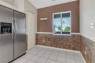 875 New Waterford Dr in Naples, FL - Building Photo - Building Photo